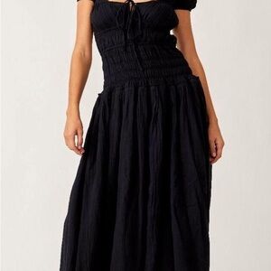 Feeling Bonita black back strapped dress